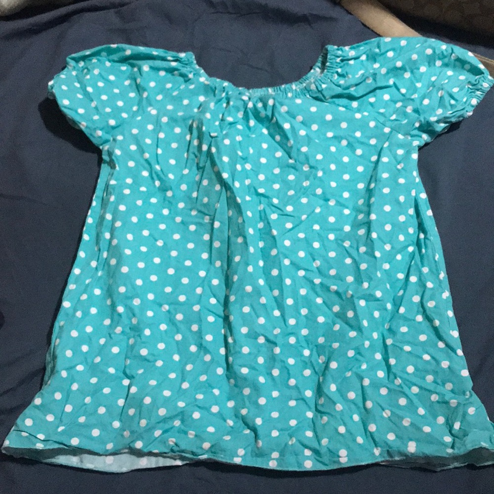 Girls size 6 polka dot top